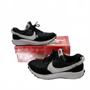 Nike Black/White Waffle Debut Sneakers | Women’s Size 6